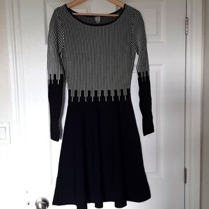 Long Sleeve Black Dress XS